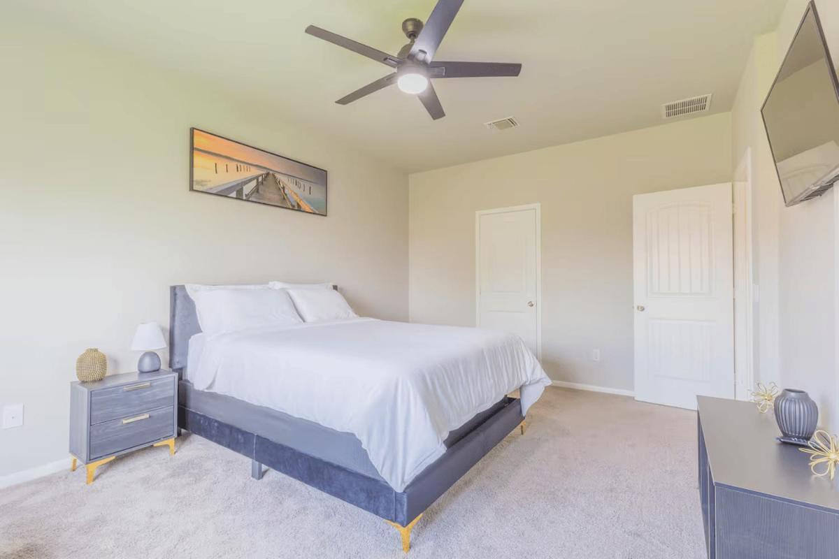Holiday home Luxury 3br Retreat, Pool, Near Cota & Airport Austin