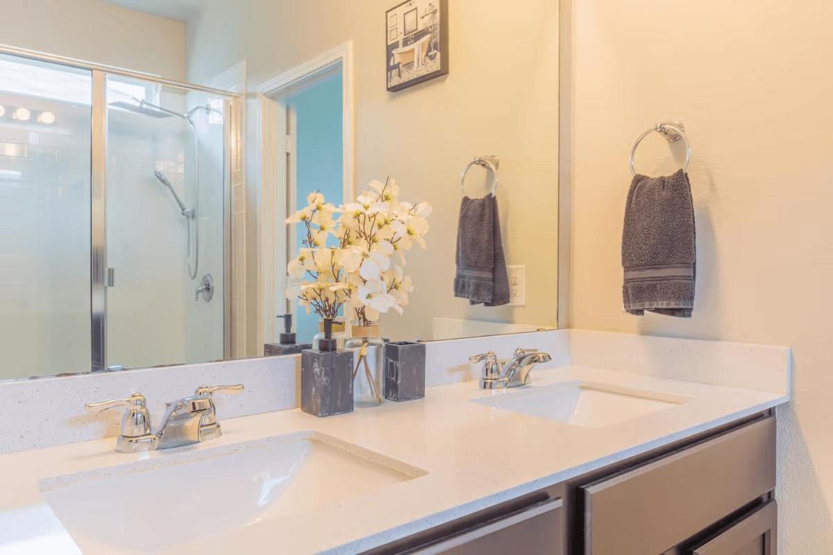 Luxury 3br Retreat, Pool, Near Cota & Airport * Austin
