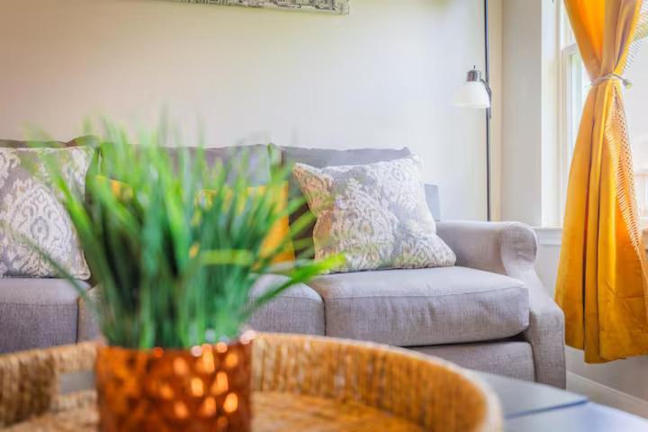 Holiday home Luxury 3br Retreat, Pool, Near Cota & Airport