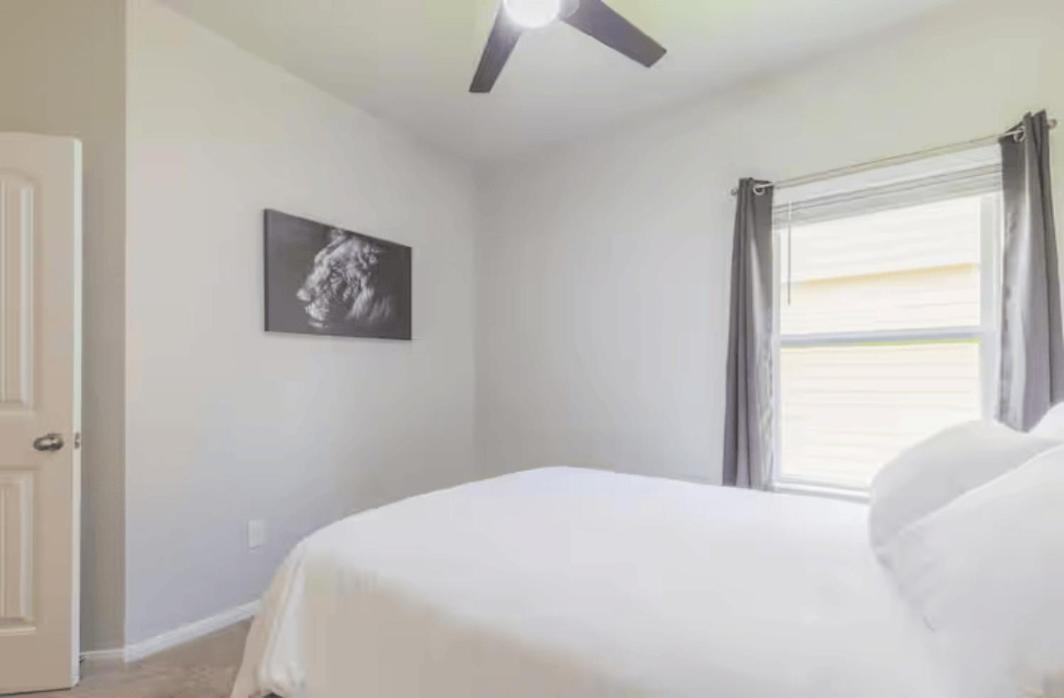 Holiday home Luxury 3br Retreat, Pool, Near Cota & Airport *