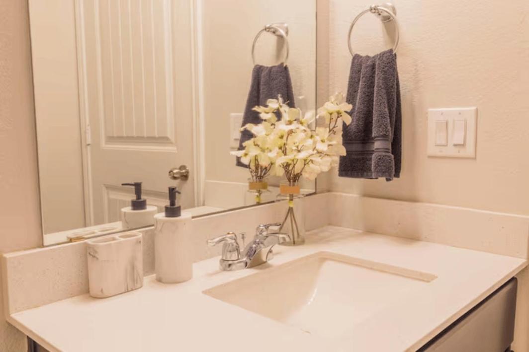 Holiday home Luxury 3br Retreat, Pool, Near Cota & Airport