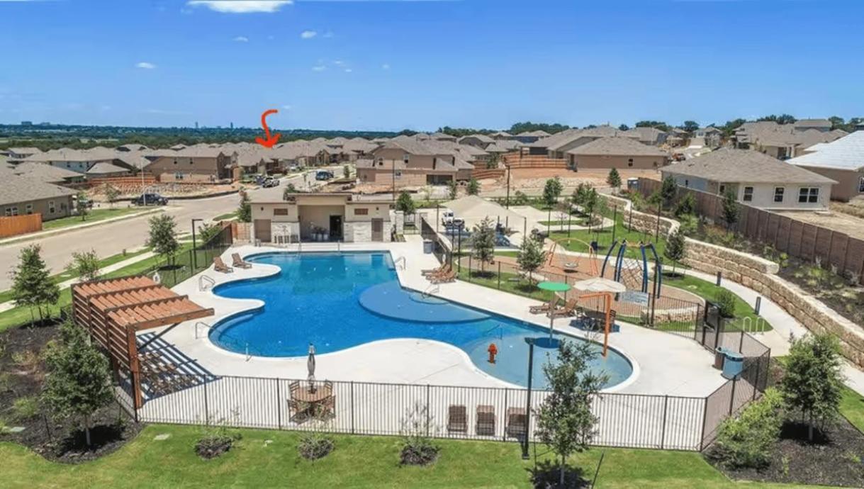 Luxury 3br Retreat, Pool, Near Cota & Airport * Austin